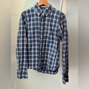 Men’s Abercrombie & Fitch Blue and White Button Down Shirt- Medium